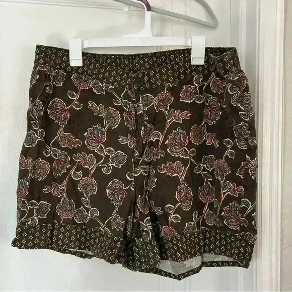 Women's High-Rise Relaxed Fit Pull-On Shorts - Knox Rose Brown Floral XXL - Picture 4 of 9